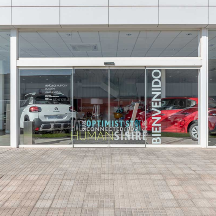 Correderas de Apertura Central y Lateral