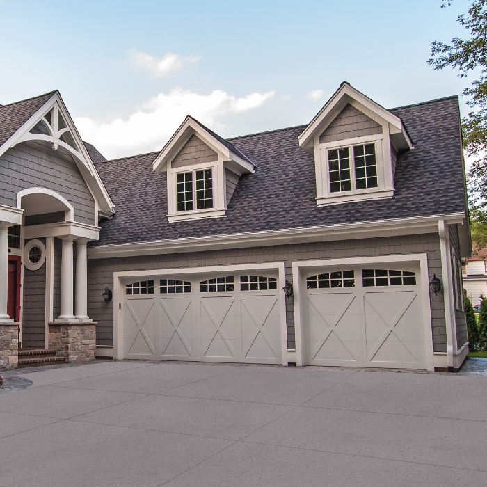 Portón para Cochera con Preacabados en Acero